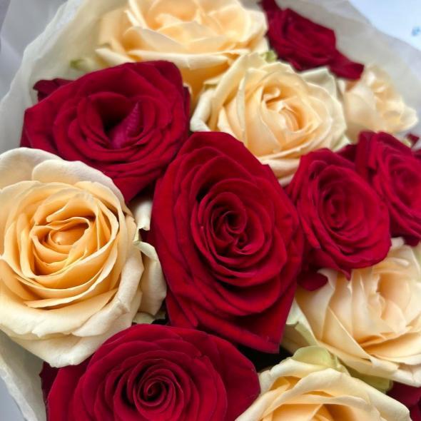 Букет «Peach and Red» 15 шт