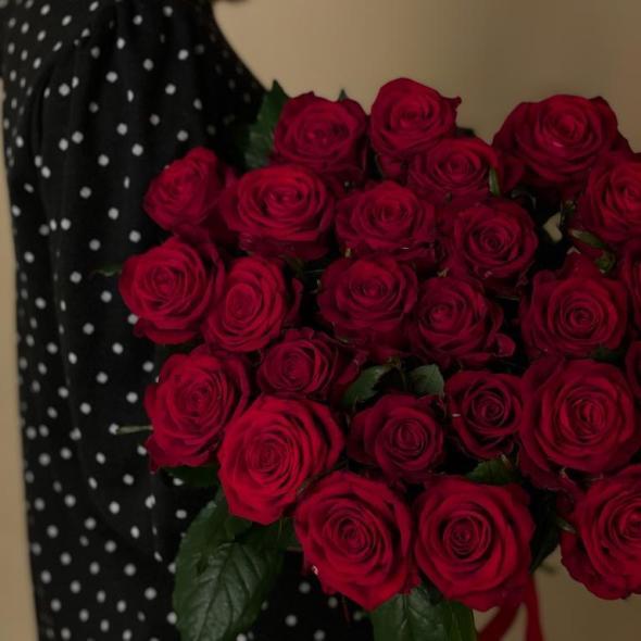 Букет красных роз 70 см (Россия) 25 шт