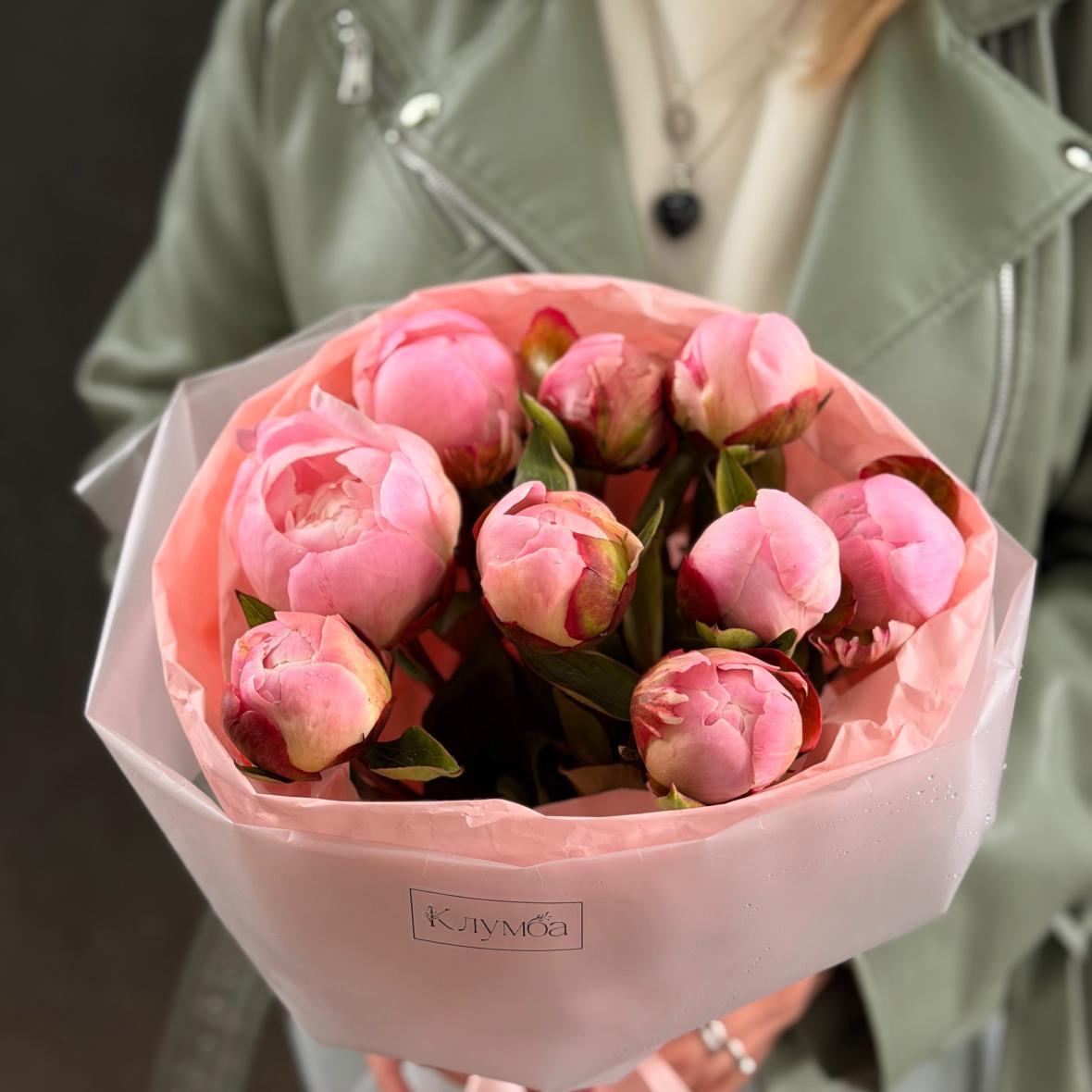 Розовые пионы 9 шт